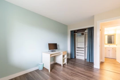 Basement Recreation Room Photo of 309 5906 176a Street, Surrey, BC