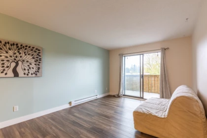 Kitchen Island Photo of 309 5906 176a Street, Surrey, BC