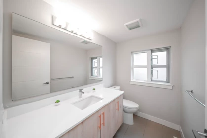 Hot Tub / Spa Photo of 10 4991 No. 5 Road, Richmond, BC
