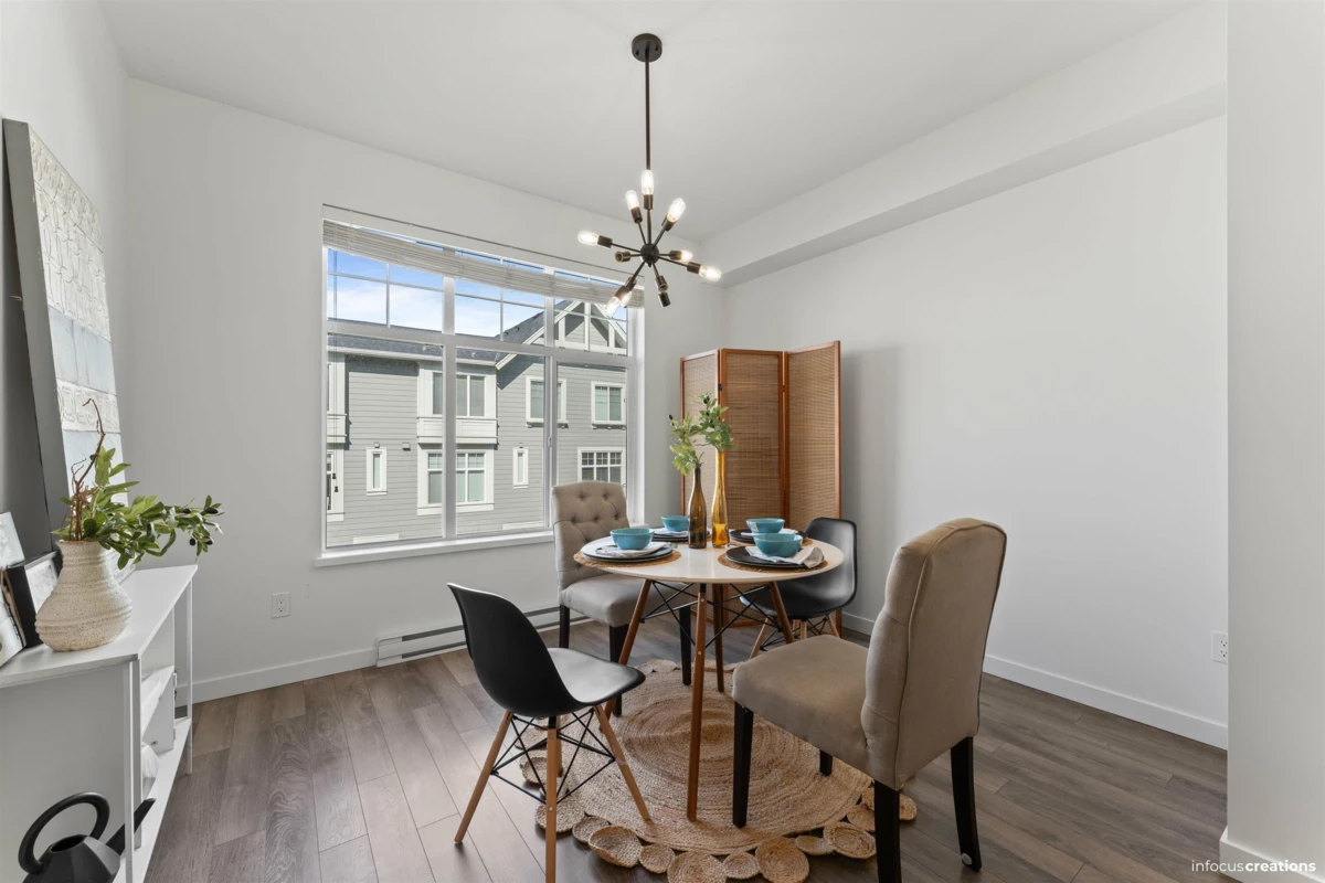 Living Room Photo of 30 8130 136a Street, Surrey, BC