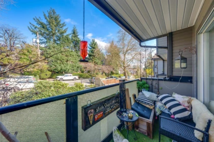 Garden / Landscaping Photo of 207 230 Mowat Street, New Westminster, BC