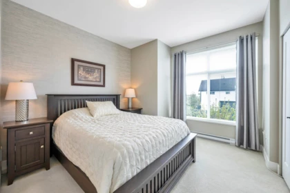 Bedroom 3 Photo of 3 17555 57a Avenue, Surrey, BC