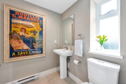 Hallway Photo of 3 17555 57a Avenue, Surrey, BC