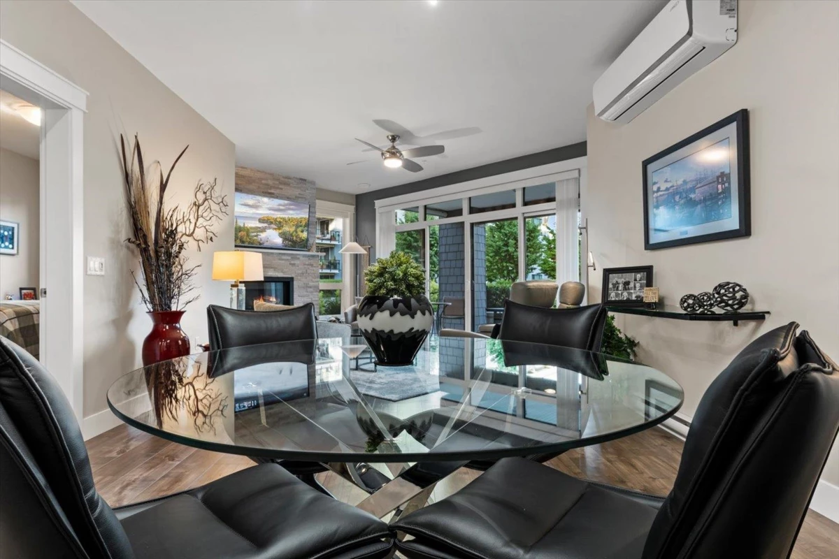 Family Room Photo of 102 5384 Tyee Lane, Chilliwack, BC