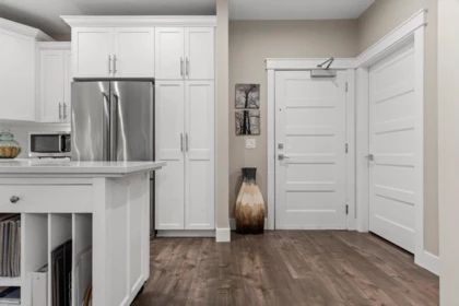 Kitchen Island Photo of 102 5384 Tyee Lane, Chilliwack, BC