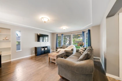 Kitchen Photo of 6034 174 Street, Surrey, BC
