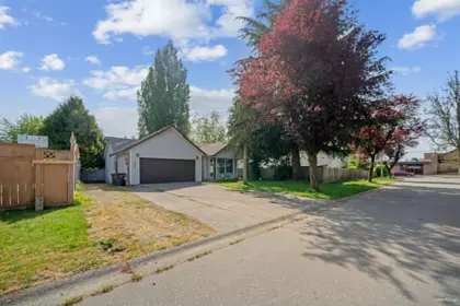 Neighborhood Park Photo Near 6034 174 Street, Surrey, BC
