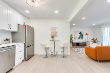 Breakfast Nook Photo of 2155 Rindall Avenue, Port Coquitlam, BC