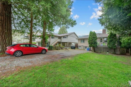 Hot Tub / Spa Photo of 1095 E 29th Street, North Vancouver, BC