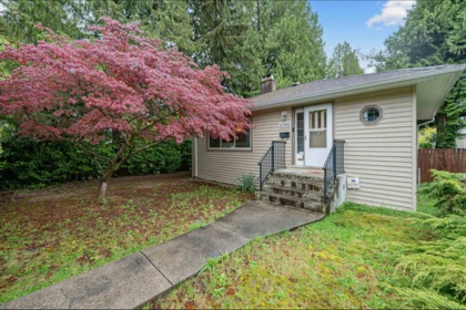 Laundry Room Photo of 1095 E 29th Street, North Vancouver, BC