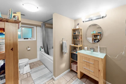 Office / Den Photo of 1095 E 29th Street, North Vancouver, BC