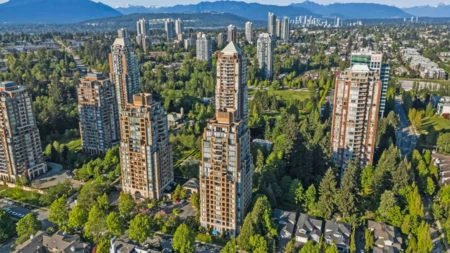 Hot Tub / Spa Photo of 1407 7388 Sandborne Avenue, Burnaby, BC