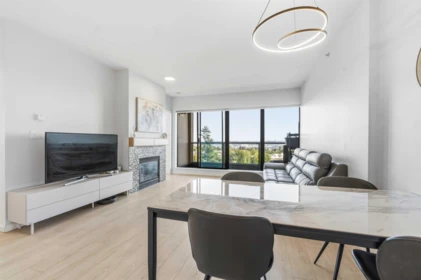 Kitchen Photo of 1407 7388 Sandborne Avenue, Burnaby, BC