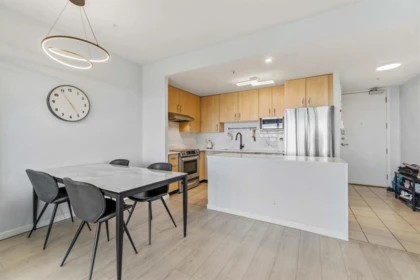 Primary Bedroom Photo of 1407 7388 Sandborne Avenue, Burnaby, BC