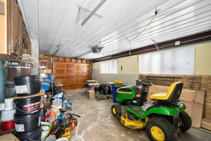 Mudroom Photo of 41588 Yarrow Central Road, Yarrow, BC