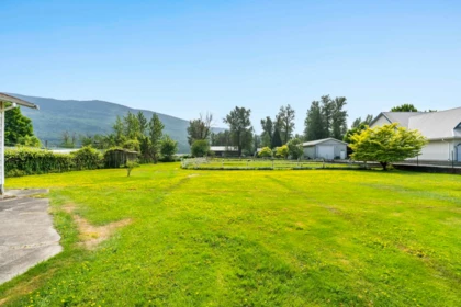 Outdoor Deck Photo of 41588 Yarrow Central Road, Yarrow, BC