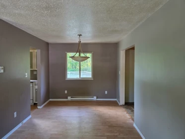 Kitchen Photo of 35378 Wells Gray Avenue, Abbotsford, BC