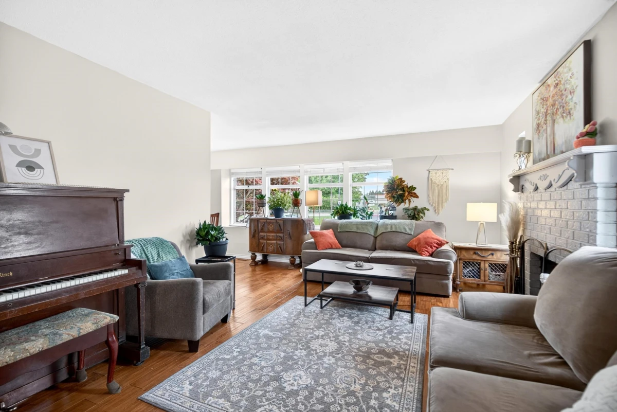 Dining Area Photo of 22146 Isaac Crescent, Maple Ridge, BC