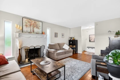 22146 Isaac Crescent, Maple Ridge, BC, Maple Ridge — Single Family Residence for sale