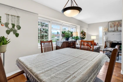 Kitchen Island Photo of 22146 Isaac Crescent, Maple Ridge, BC