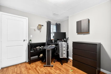 Laundry Room Photo of 22146 Isaac Crescent, Maple Ridge, BC
