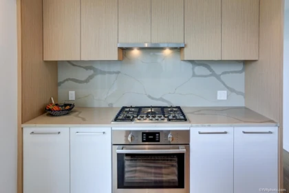 Kitchen Island Photo of 4603 567 Clarke Road, Coquitlam, BC