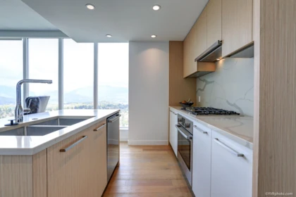 Kitchen Photo of 4603 567 Clarke Road, Coquitlam, BC