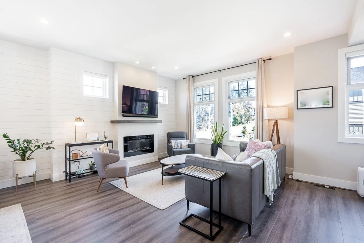 Dining Area Photo of 19 16467 23a Avenue, Surrey, BC