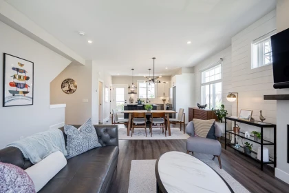 Kitchen Island Photo of 19 16467 23a Avenue, Surrey, BC