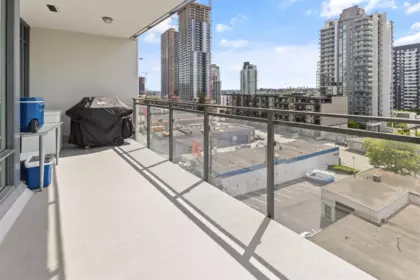 607 2085 Skyline Court, Burnaby, BC, Burnaby — Apartment/Condo for sale