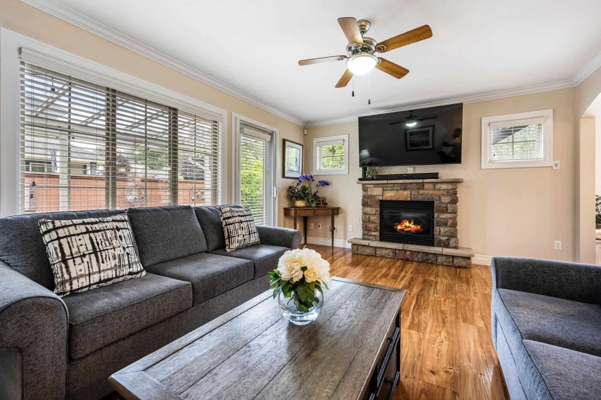 Living Room Photo of 74 44523 Mclaren Drive, Sardis, BC