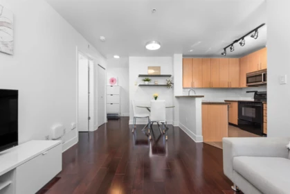 Kitchen Photo of 204 2680 Arbutus Street, Vancouver, BC