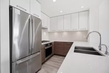 Walk-In Closet Photo of 515 8580 River District Crossing, Vancouver, BC