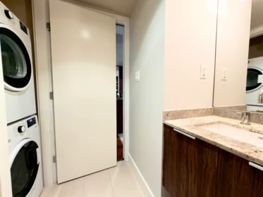 Primary Bathroom Photo of 407 1088 Richards Street, Vancouver, BC