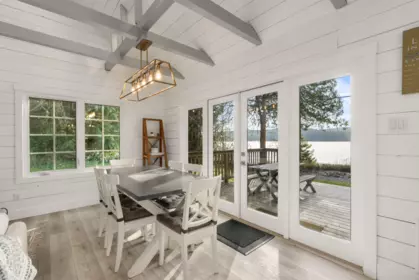 Breakfast Nook Photo of 6129 Sechelt Inlet Road, Sechelt, BC