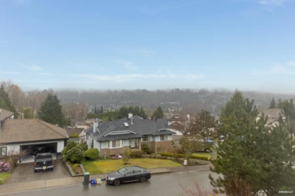 Garden / Landscaping Photo of 3178 Leeward Court, Coquitlam, BC