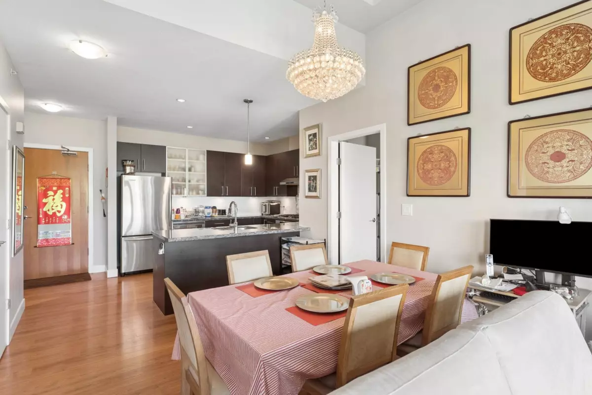 Dining Area Photo of 407 14300 Riverport Way, Richmond, BC