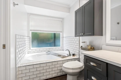 Powder Room Photo of 23594 108 Avenue, Maple Ridge, BC