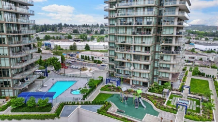 Garden / Landscaping Photo of 703 5333 Goring Street, Burnaby, BC