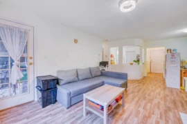 207 3738 Norfolk Street, Burnaby, BC