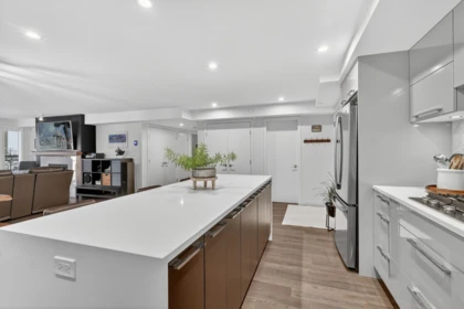 Kitchen Photo of 205 1160 Oxford Street, Surrey, BC