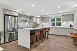 205 1160 Oxford Street, Surrey, BC