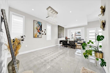 Kitchen Photo of 5932 139a Street, Surrey, BC