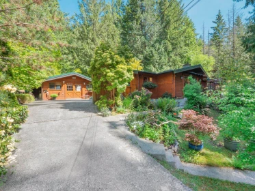 8626 Redrooffs Road, Halfmoon Bay, BC, Halfmoon Bay — Single Family Residence for sale