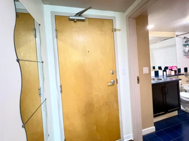 Hallway Photo of 406 933 Seymour Street, Vancouver, BC