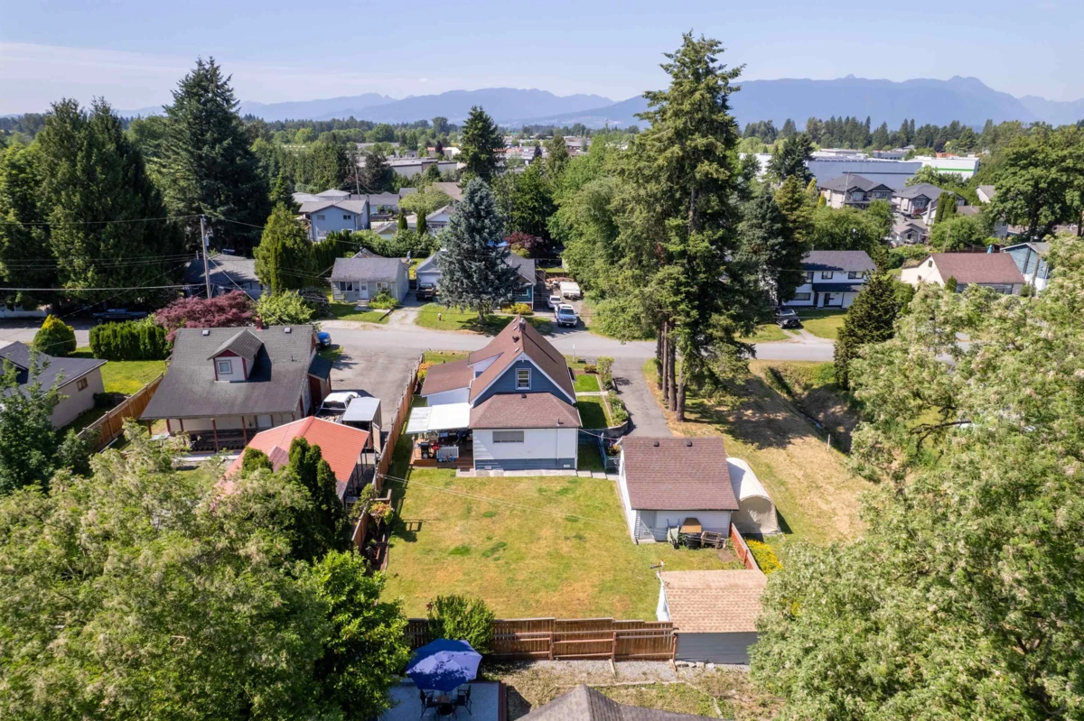 Family Room Photo of 20290 Wanstead Street, Maple Ridge, BC