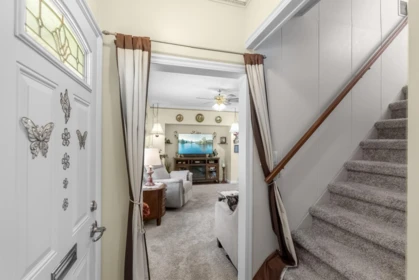 Entry Foyer Photo of 20290 Wanstead Street, Maple Ridge, BC