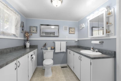Mudroom Photo of 20290 Wanstead Street, Maple Ridge, BC