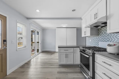 Pantry Photo of 45 Renfrew Street, Vancouver, BC