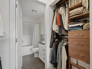 Hallway Photo of 414 738 E 29th Avenue, Vancouver, BC